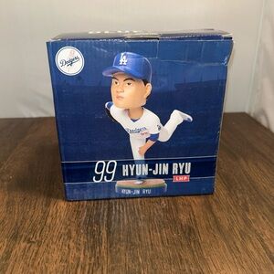 HYUN-JIN RYU Angeles Dodgers  Bobblehead Live. Breathe. Blue. (LHP) New In Box